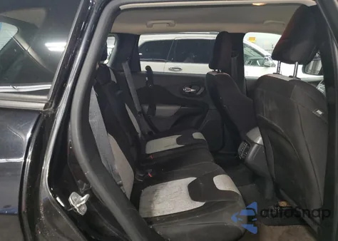 2014 Jeep Cherokee Sport из США, поврежденный, VIN 1C4PJLAB3EW112891